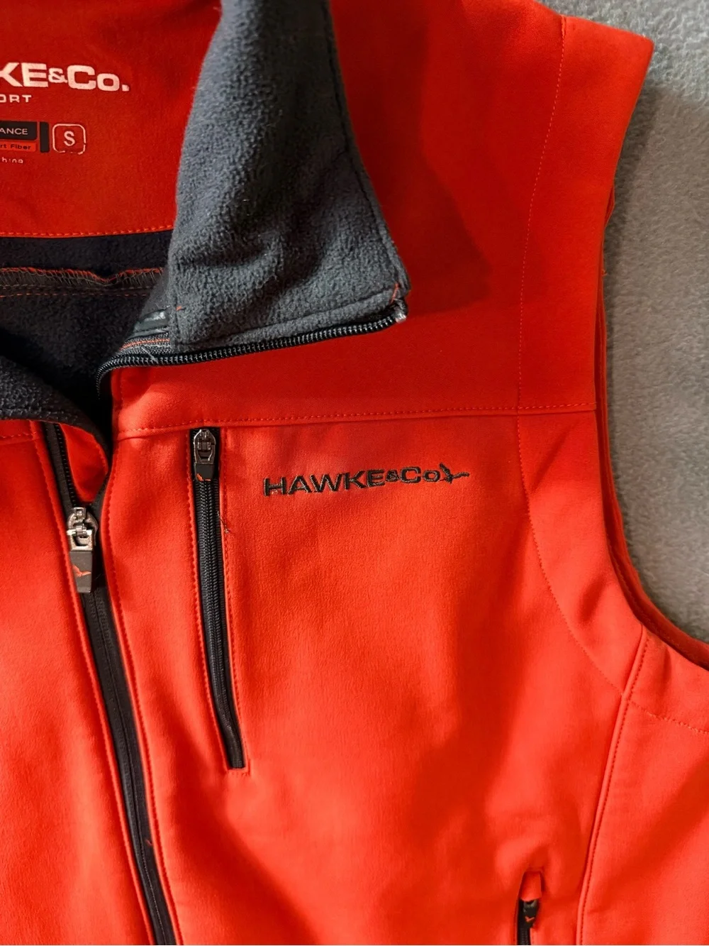 Hawke & Co -Men’s Burnt Orange Softshell Vest